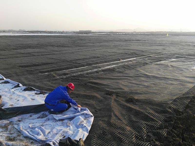 1506672527880890.jpg yi.jpg